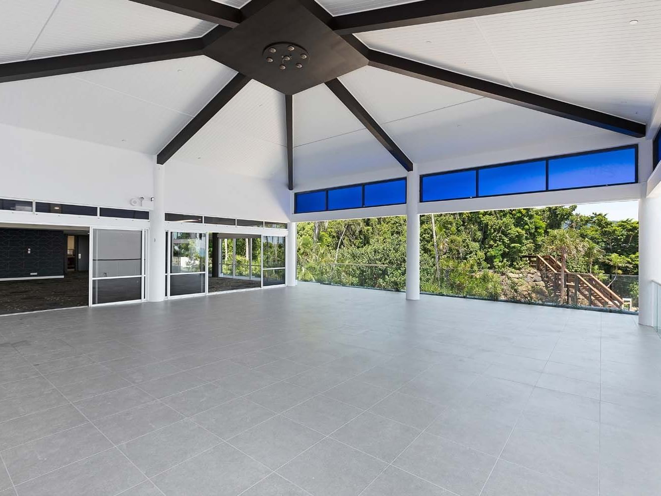 Empty meeting area in Eclipse room at Daydream Island Resort