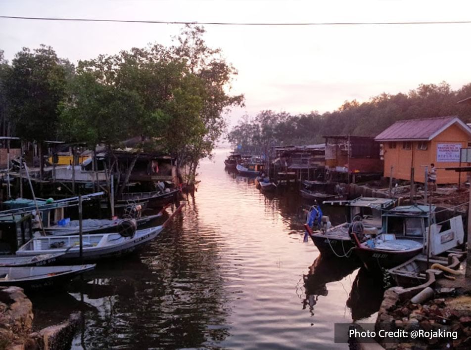 Sunset riverbank view at Restoran Soon Huat, Port Dickson