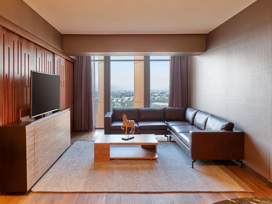 Master Suite, 1 King at Fiesta Americana Viaducto Aeropuerto