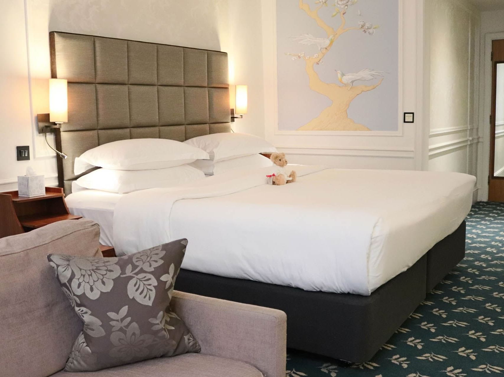 Club family room with family bed at Sloane Square Hotel