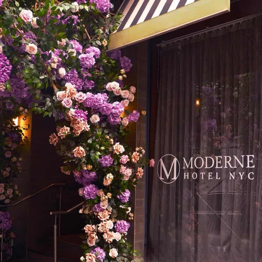 flower wall at the entrance to the moderne hotel
