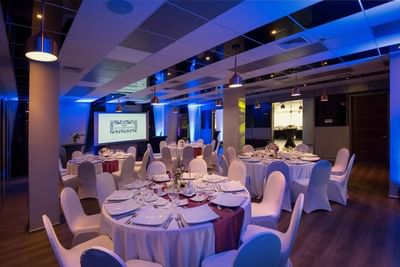 round table event setup