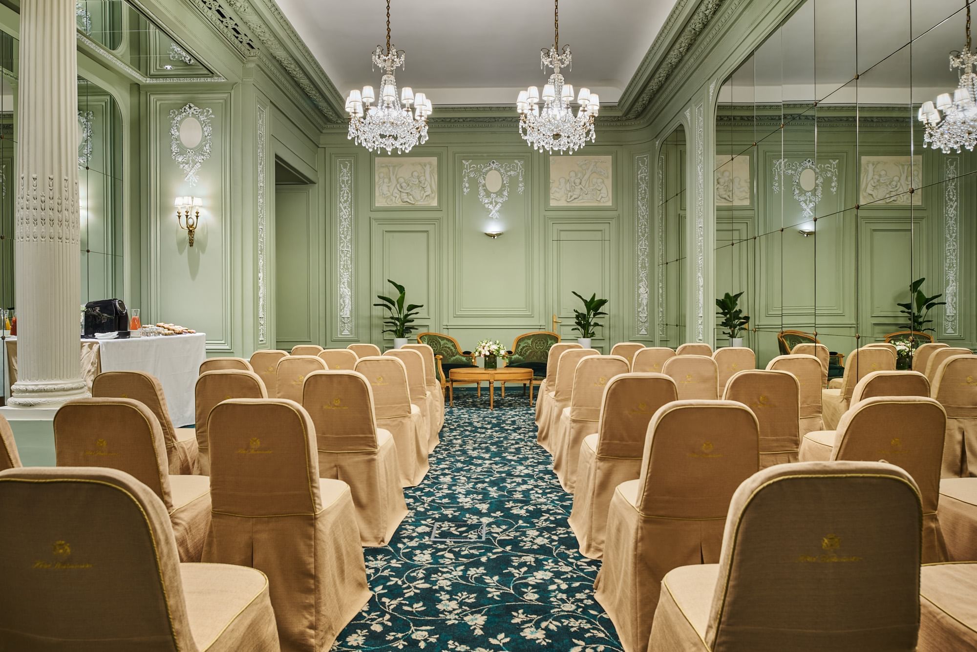 Classroom chair set up with an elegant interior of Récamier meeting room at Hôtel Westminster - Paris