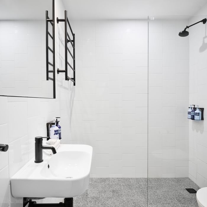 Novotel St Kilda Hotel Room_Feb2026_SimonShiff_0 11