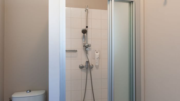 Bathroom interior in bedrooms at Hotel La Saulaie