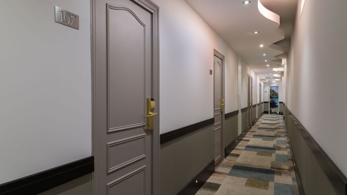 Corridor for the rooms at Hotel Cassitel