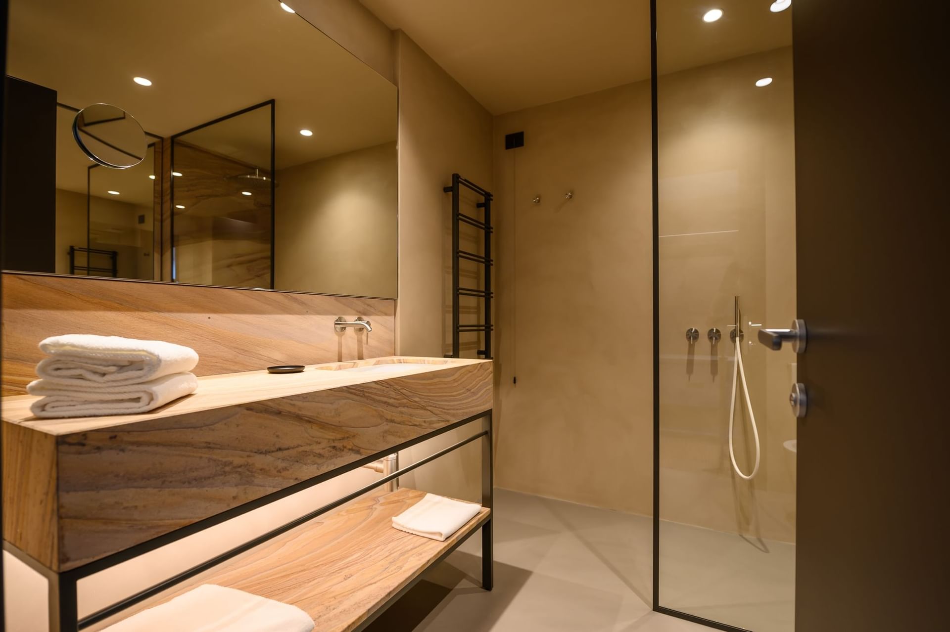 Suite grande con due camere da letto Hotel a Torino - DUPARC Contemporary Suites