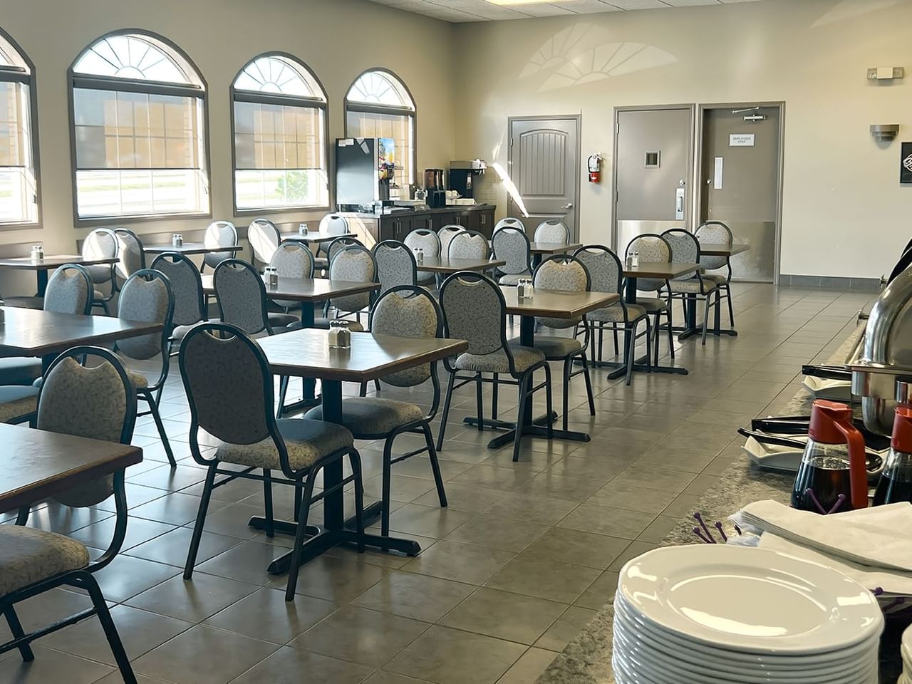 Breakfast room