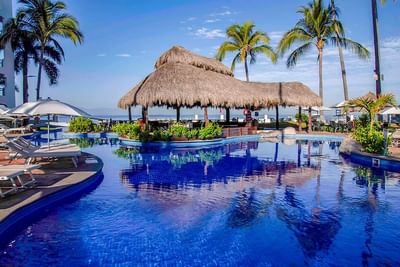 pool at Plaza Pelicanos Grand Beach Resort Hotel