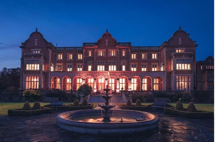 Twixmas breaks featuring Easthampstead Park Hotel in Wokingham