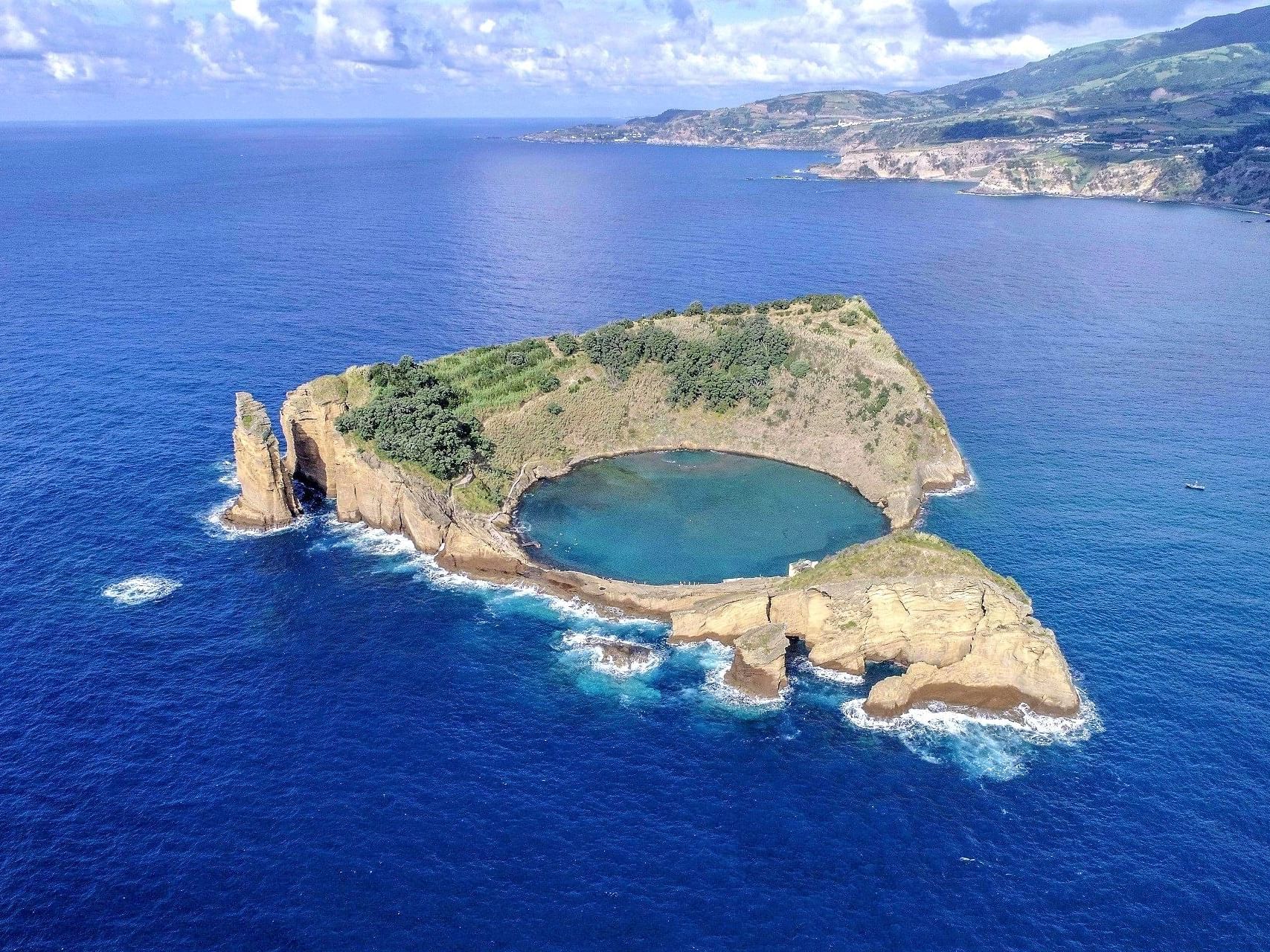 Islet of Vila Franca do Campo