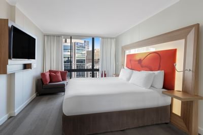 Executive_Suite_King_Balcony