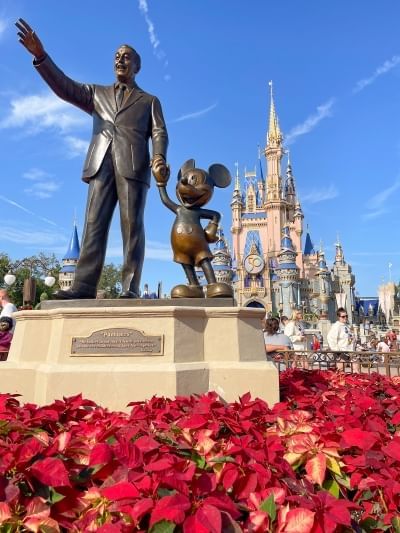 Celebrate the holidays in theme park style at Walt Disney World Resort’s Magic Kingdom.