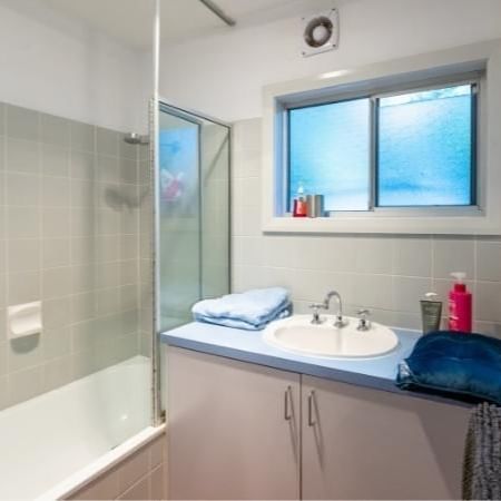 unit-bathroom