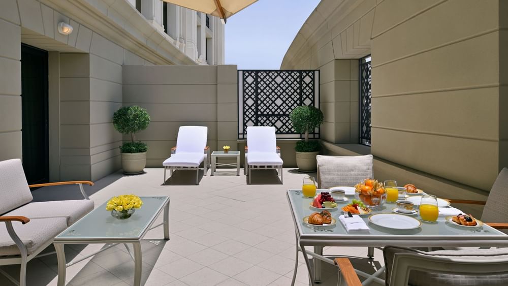 Grand Suite Bedroom with Terrace and City View