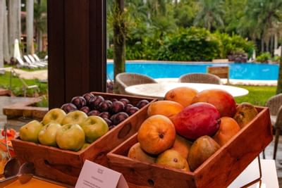 Frutas exibidas em um restaurante no Iguazu Grand Resort