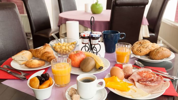 Breakfast in Hotel Le Forum at The Originals Hotel