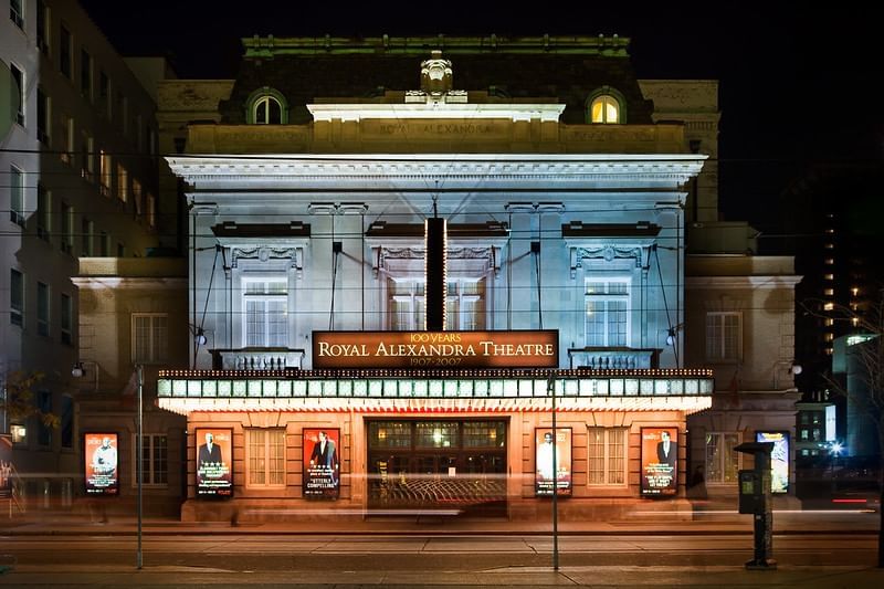 Royal Alexandra Theatre Toronto | 25 Awesome Things To Do In Toronto | King Blue Hotel Blog