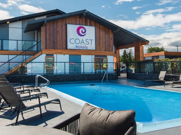 Exterior of Coast Courtenay Hotel