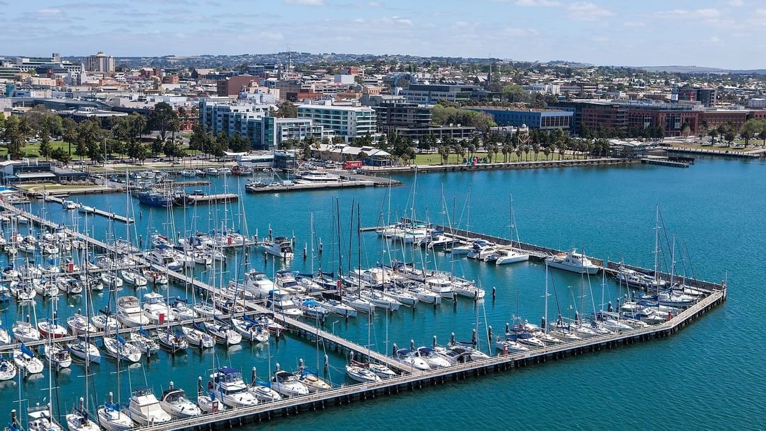 ROYAL GEELONG YACHT CLUB | Novotel Geelong | Geelong Tourist Attractions