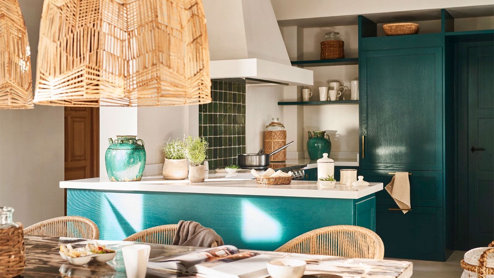 Kitchenettes & the dining area in Bel Air at Marbella Club