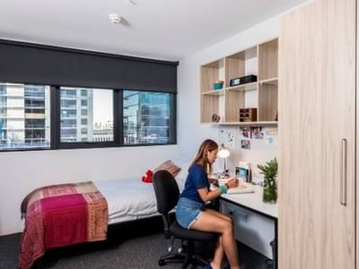 UniLodge South Bank_6 Bedroom Apartment 