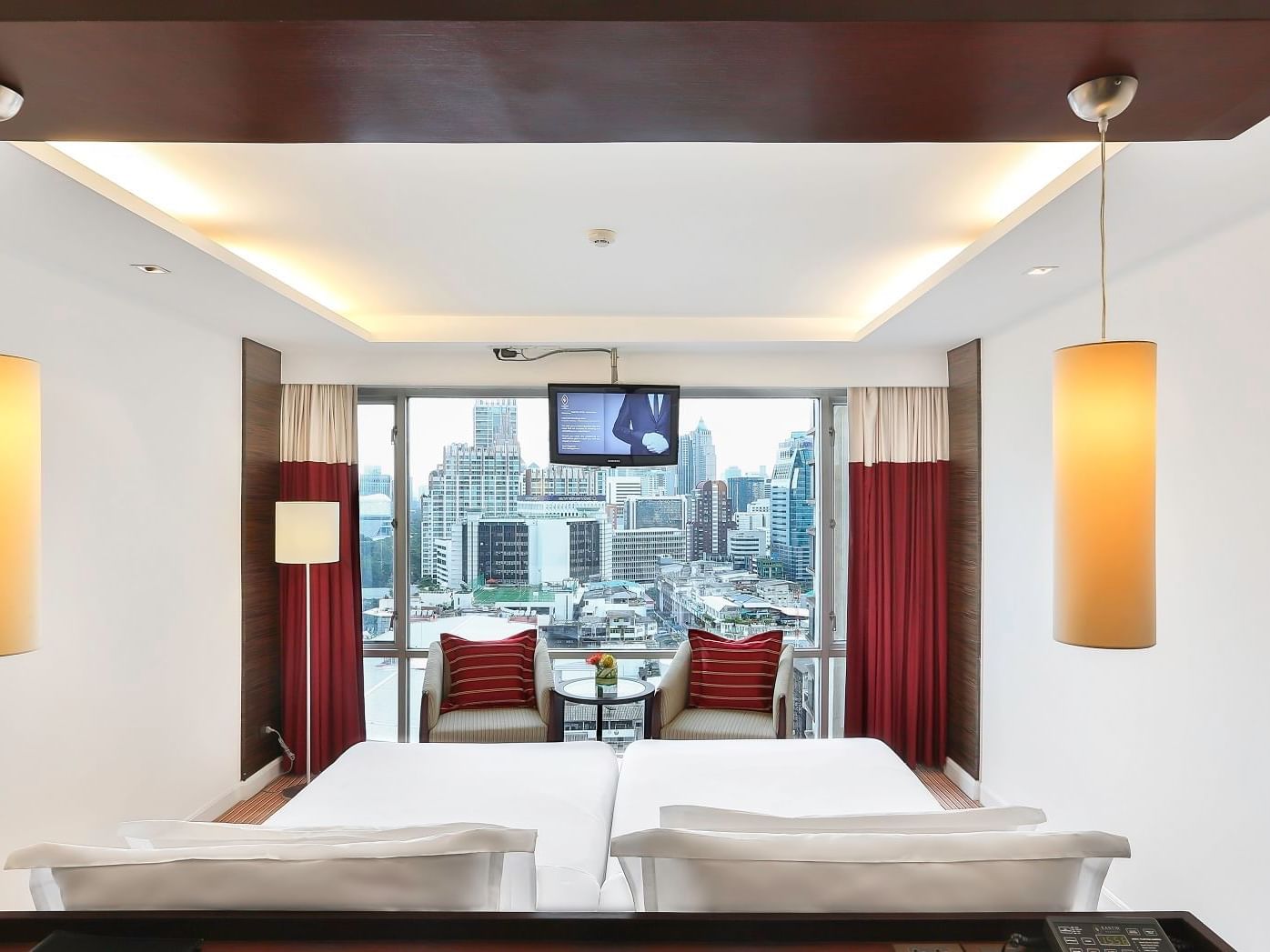 Superior Room with city view at Eastin Hotel Makkasan Bangkok