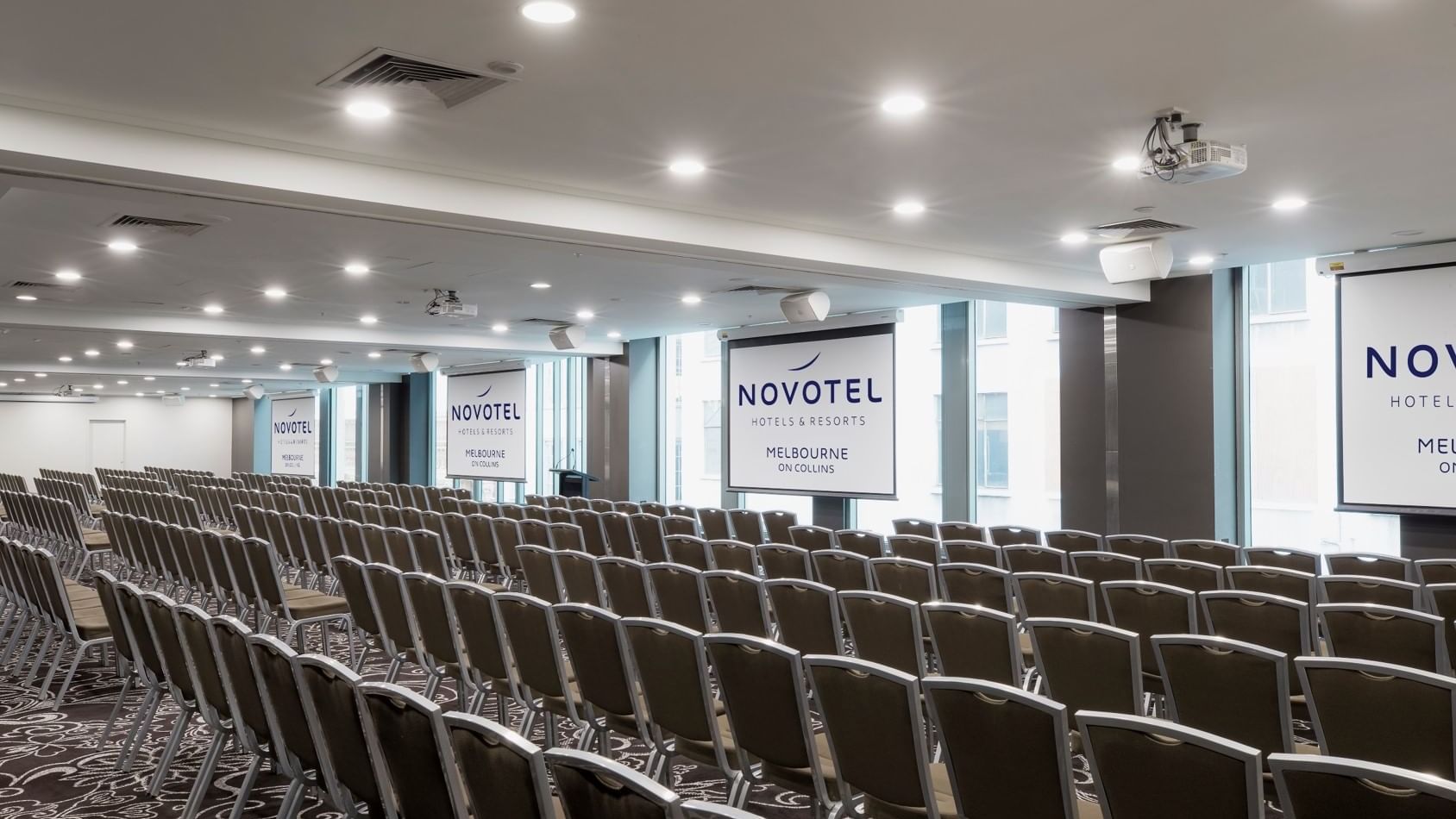 Interior of the meeting room at Novotel Melbourne on Collins