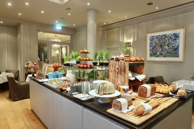 Breakfast buffet at Hotel München Palace