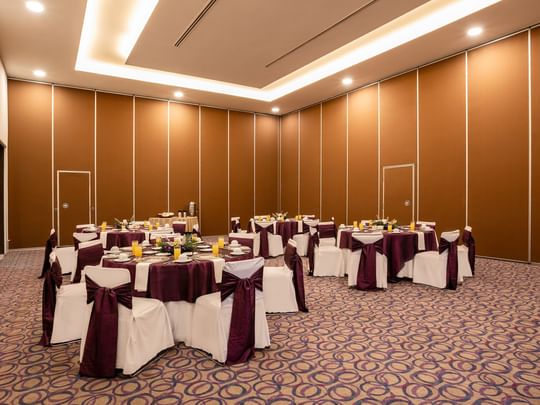 Elegantly set dining tables in Chapultepec event room at Camino Real Guadalajara in Zapopan