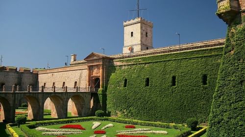 castillo-jardin