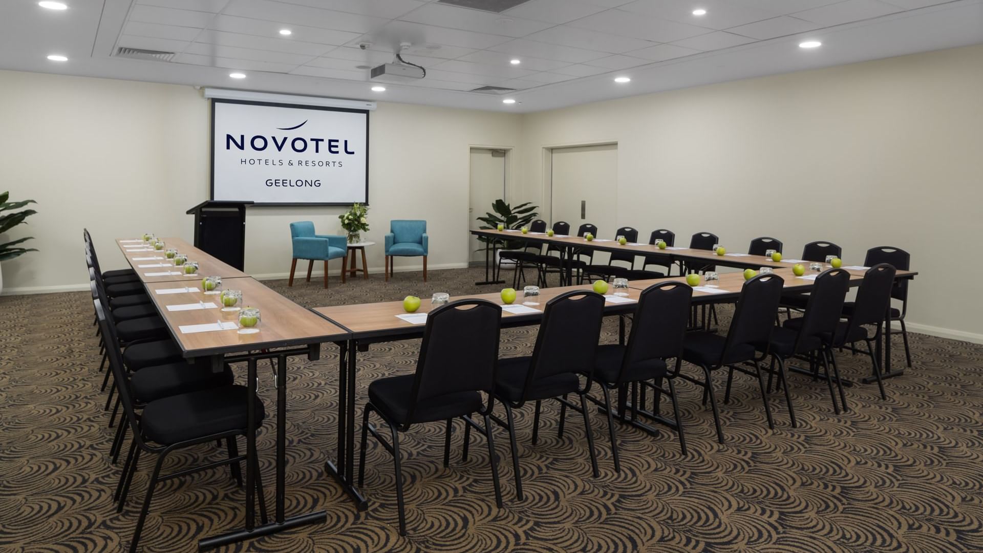 1970-Novotel-Geelong-20191119