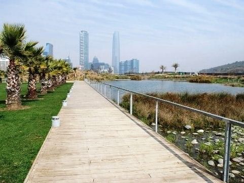 Beautiful Bicentennial Park near NOI Vitacura hotel