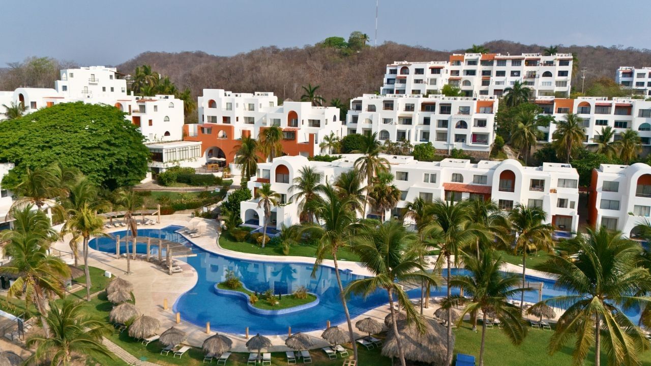 camino real zaashila huatulco 