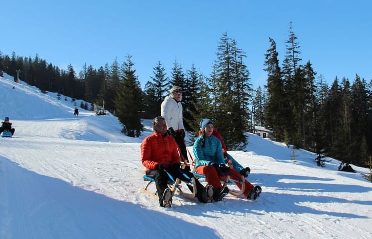 Rodeln im Tannheimer Tal - Wellnesshotel ...liebes Rot-Flüh