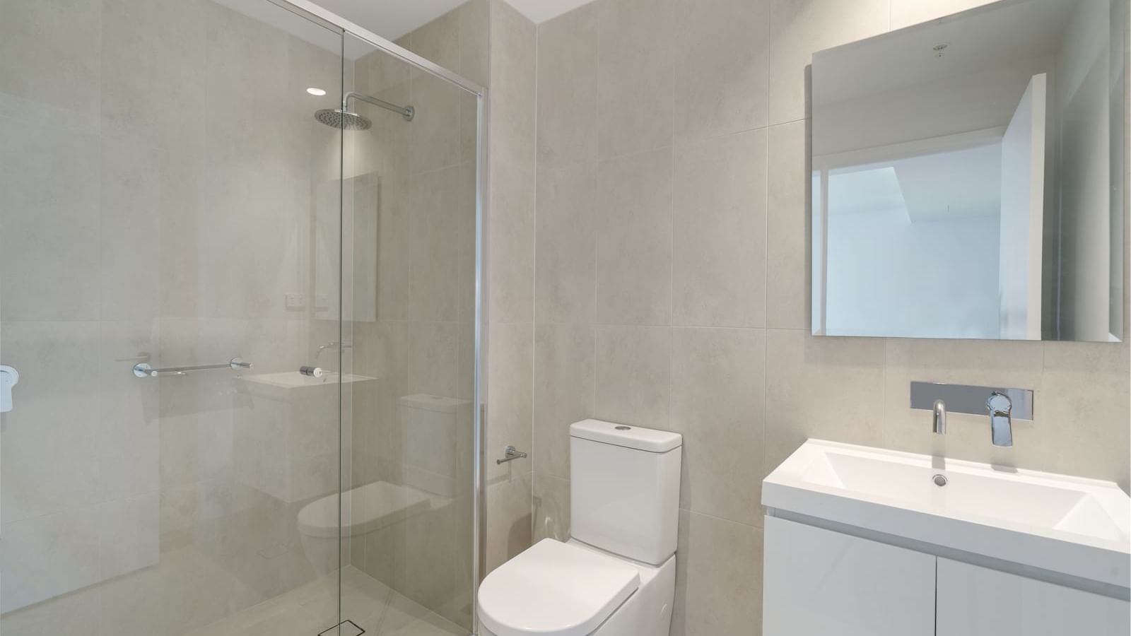 1 Bedroom Apartment - fully furnished