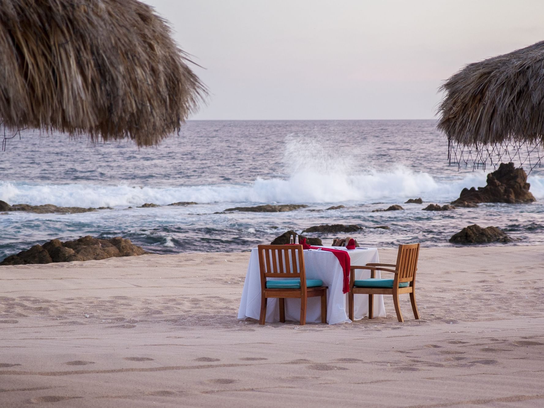 Arranged dining area in the beach in Los Cabos city