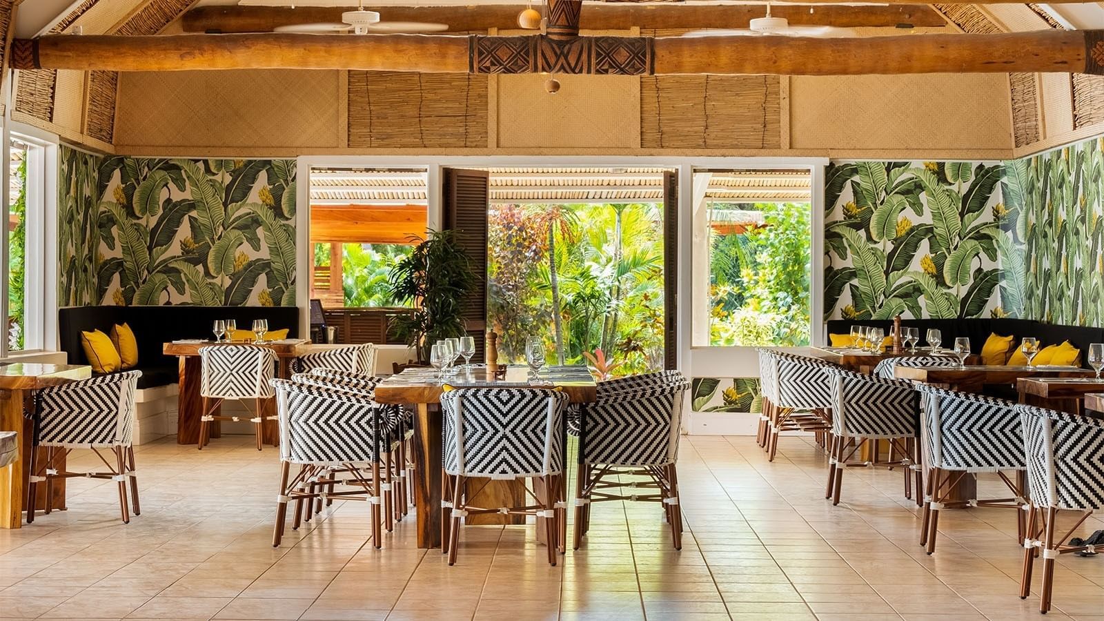 Best Island Resorts In Fiji Musket Cove Island Resort And Marina 3608