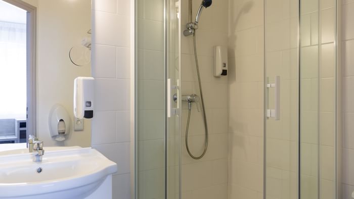 Bathroom vanity in bedrooms at Hotel Les Oceanes
