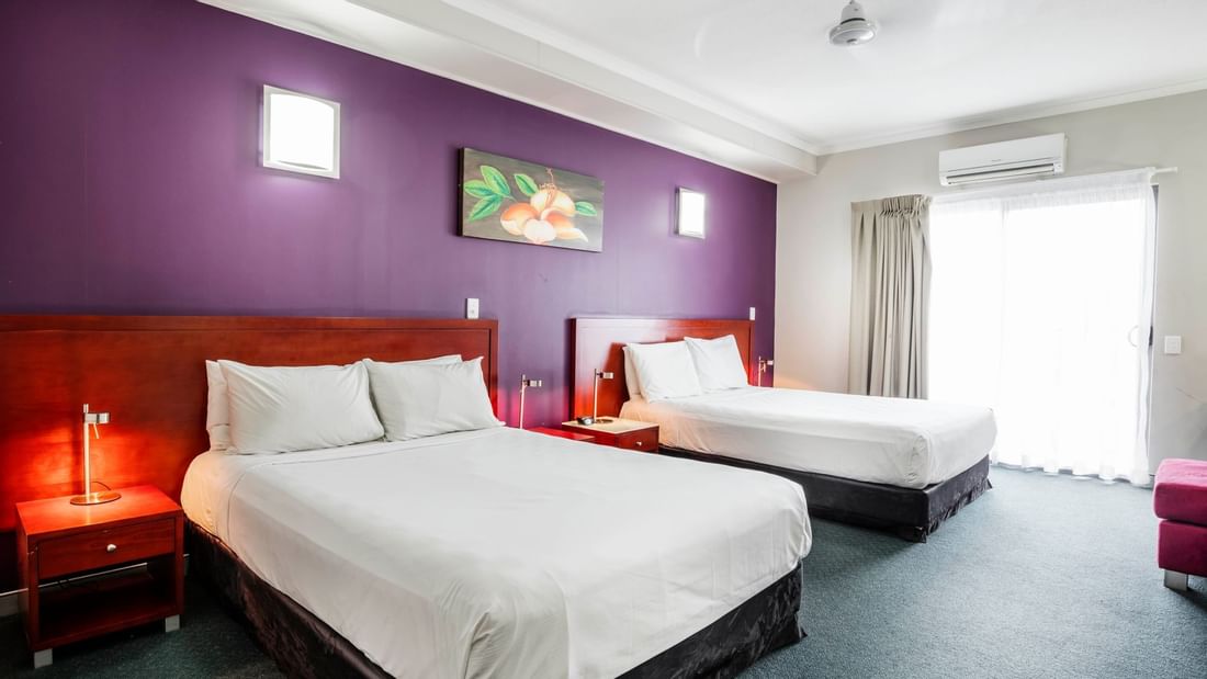 Standard Twin Room with twin beds at Darwin Airport Hotels