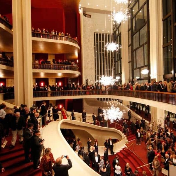 metropolitan opera performances new york city