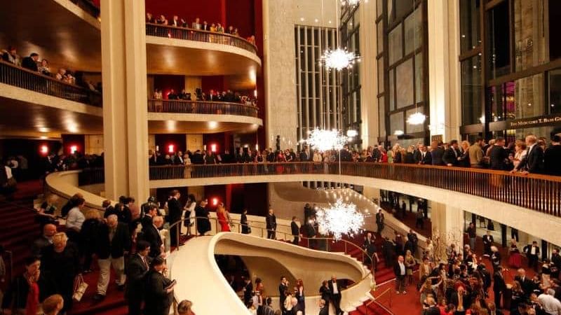 metropolitan opera performances new york city