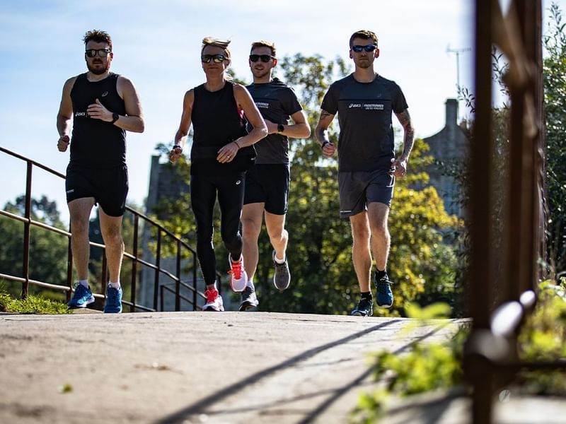 A group of 4 jogging near Falkensteiner Hotel Belgrade