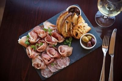 food platter The Clermont, Victoria Hotel