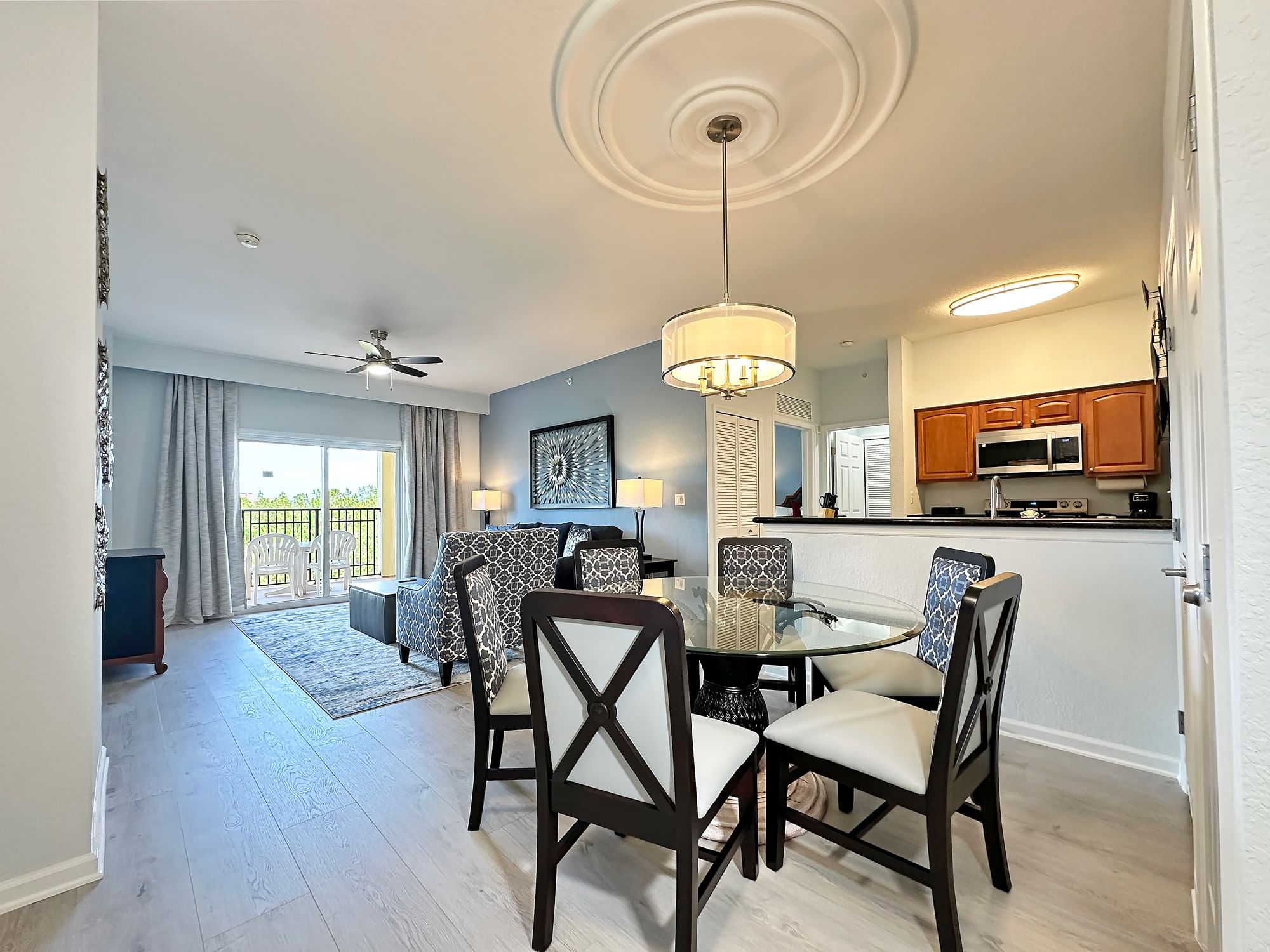 LBV Signature Suites - 2 Bedroom 2 Bath - Entrance