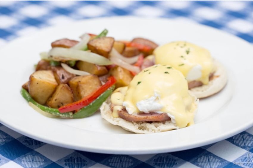 Perry Breakfast at Hotel Griffon