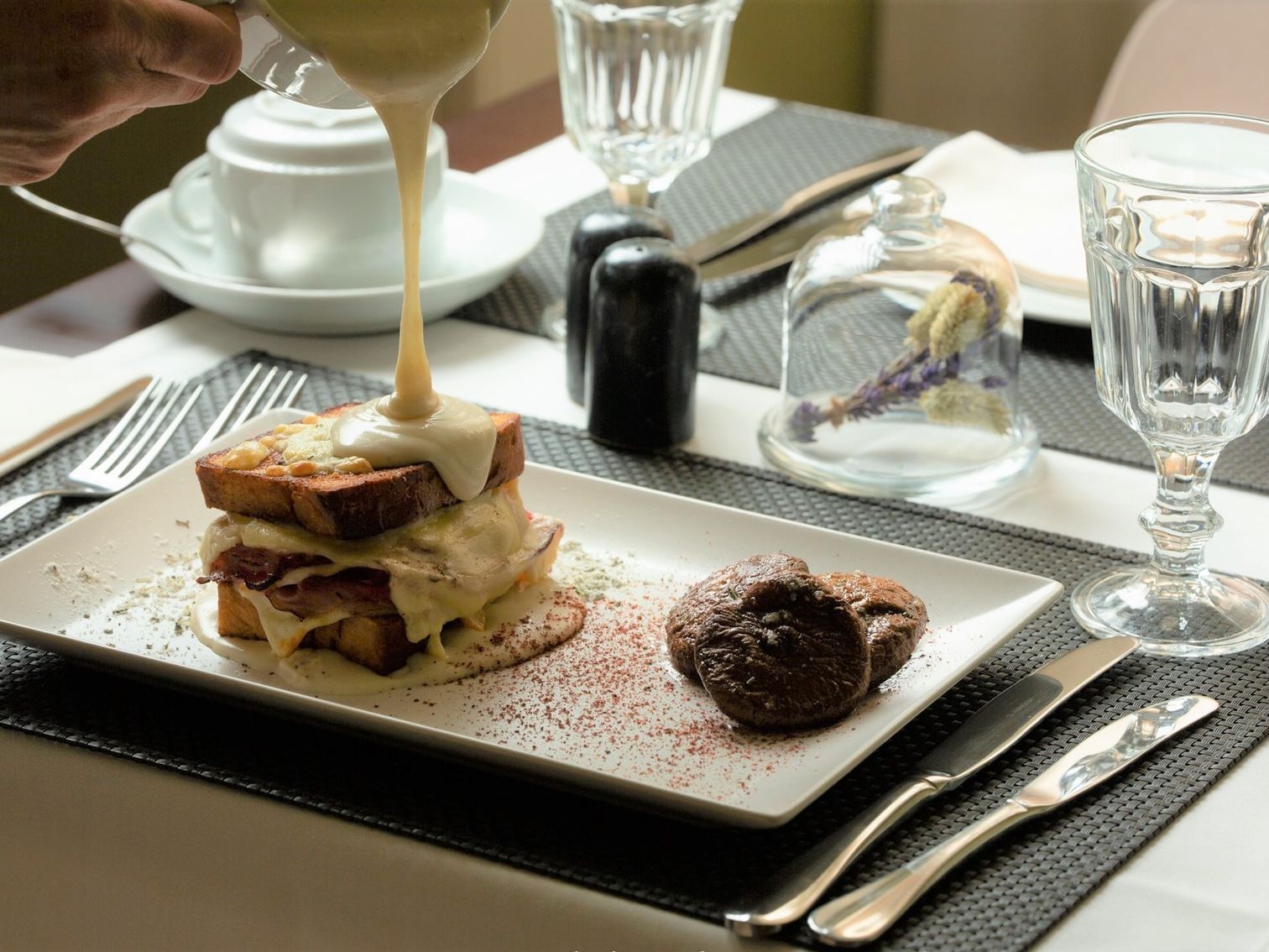 breakfast sandwich from Hotel Alegria