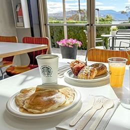 free deluxe continental breakfast