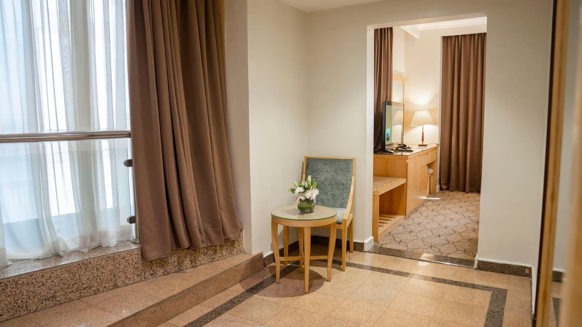 غرفة ثلاثية قياسية 5