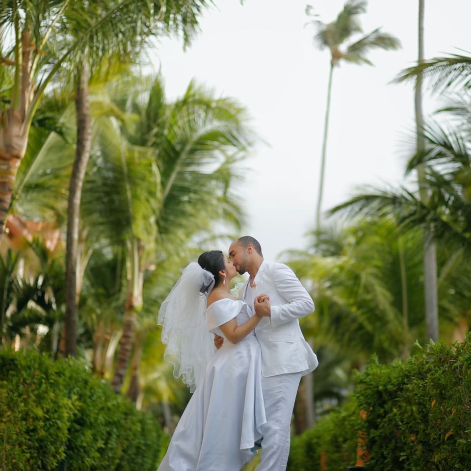 Wedding in the garden